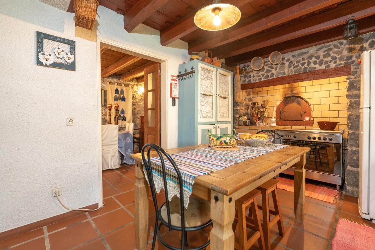 Cyane & Vigo'S Cottage, Caminho Do Massapez, N.º40 Arco da Calheta  Exterior foto